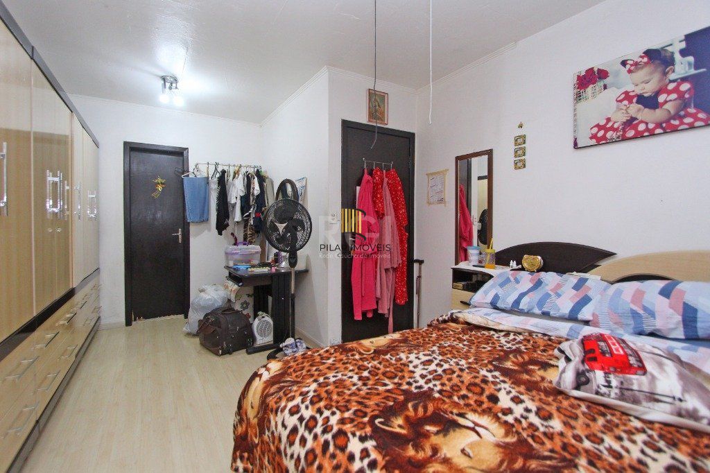 Casa para Venda - 160m², 4 dormitórios, sendo 1 suites, 3 vagas - Medianeira