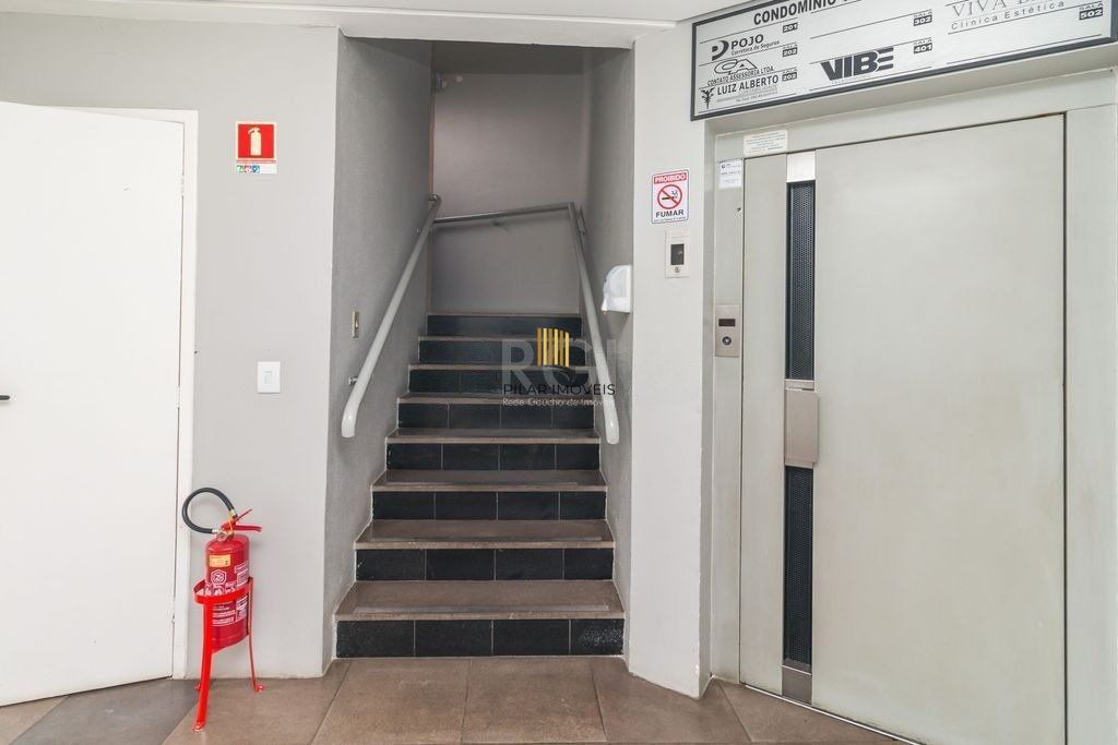 Sala comercial de 47m² - 1 sala e 1 banheiro no Passo da Areia