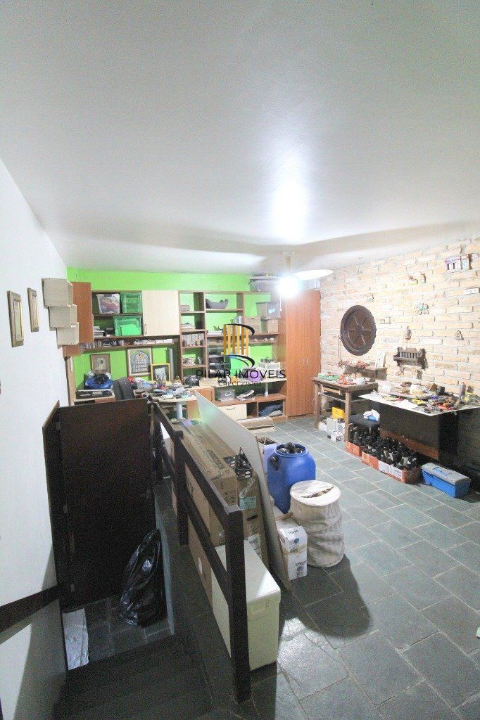Casa para Venda - 100m², 3 dormitórios, 3 vagas - Nonoai