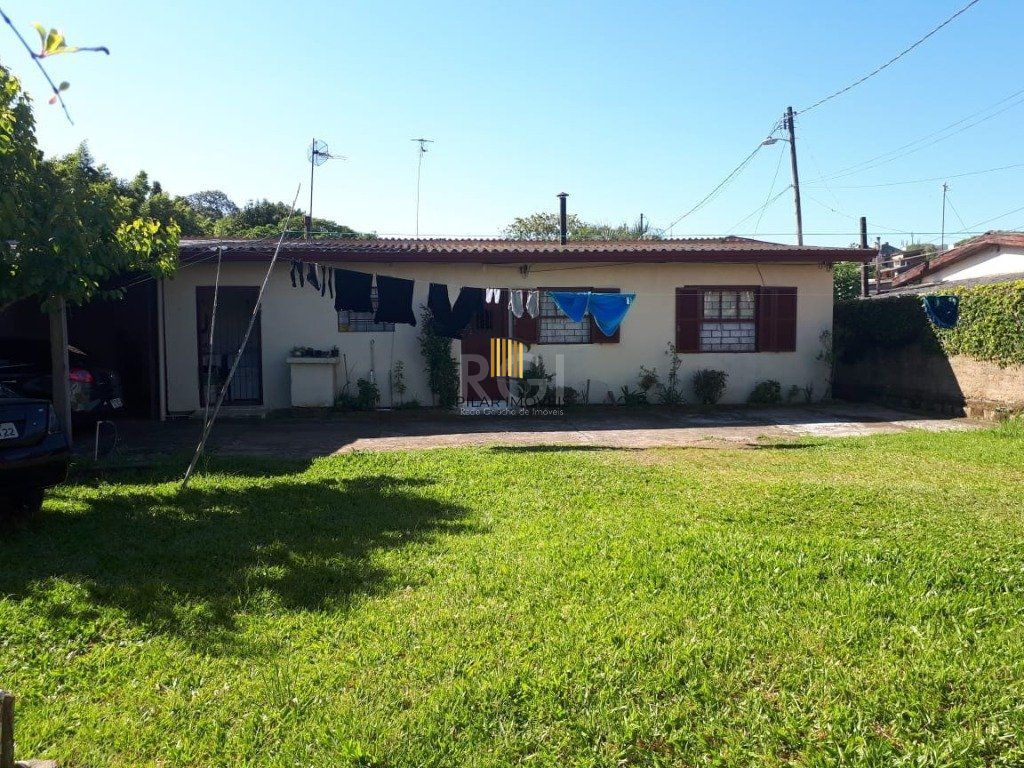 Casa para Venda - 69m², 2 dormitórios, 5 vagas - Vila Nova