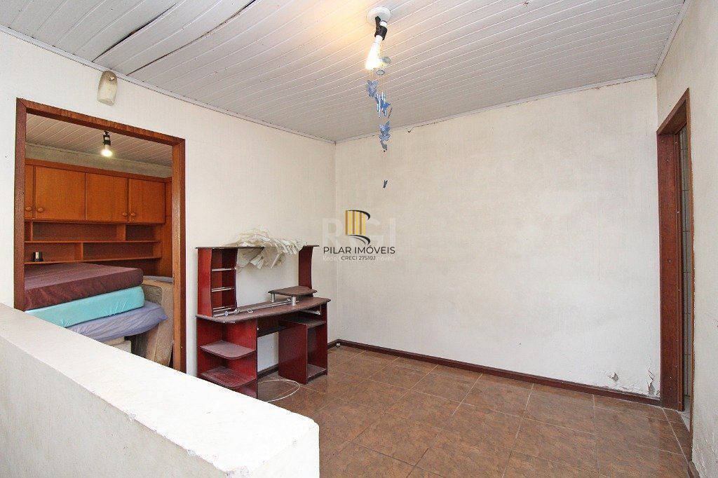 Casa para Venda - 280m², 4 dormitórios, sendo 1 suites, 4 vagas - Bom Jesus