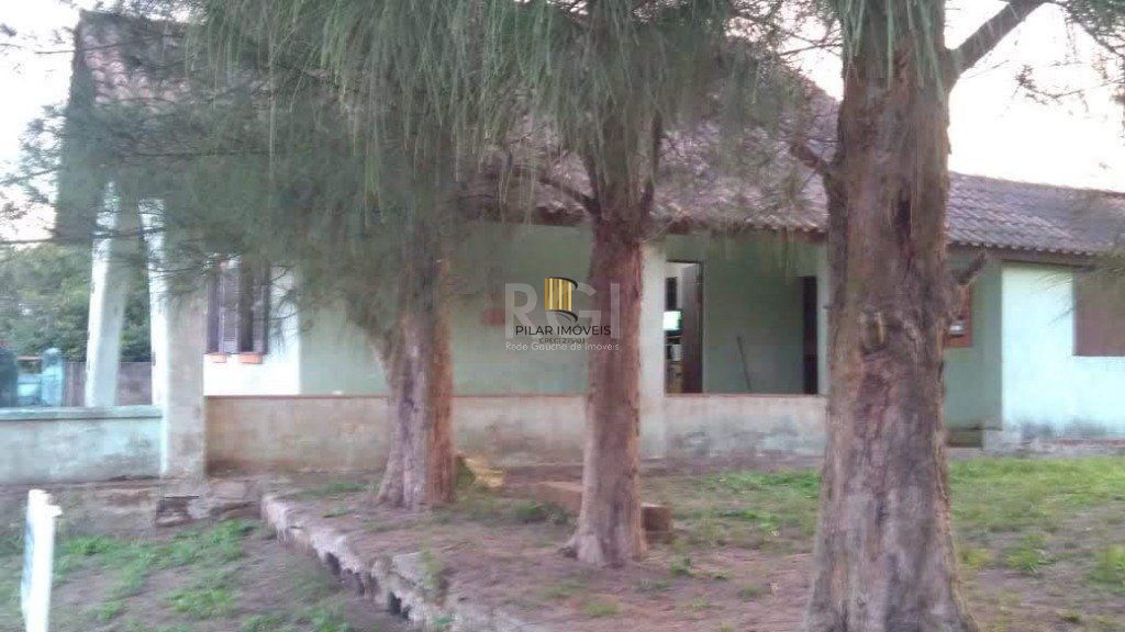 Casa para Venda - 600m², 3 dormitórios, 1 vaga - Interpraias