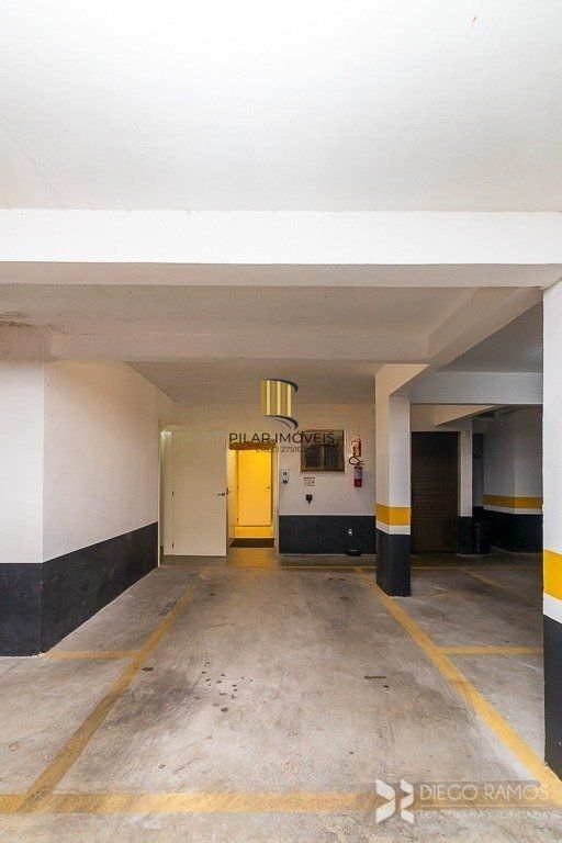 Apartamento à venda com 3 quartos 74 m²  Avalia imóvel no negócio Alto Padrão Rua Casemiro de Abreu, Moinhos de vento, Porto Alegre