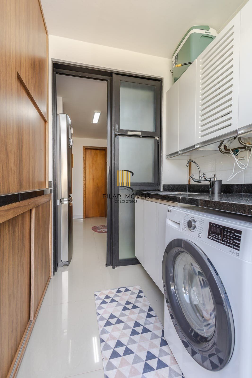 Casa em Condomínio com 3 quartos, 3 vagas e 184m² para vender por R$ 1.180.000 Rua Adriano Pereira Da Silva - Vila Nova, Porto Alegre