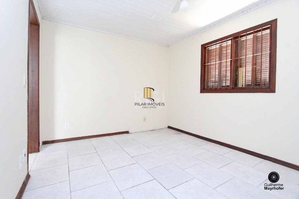 Casa para Venda - 150m², 2 dormitórios, 2 vagas - Nonoai