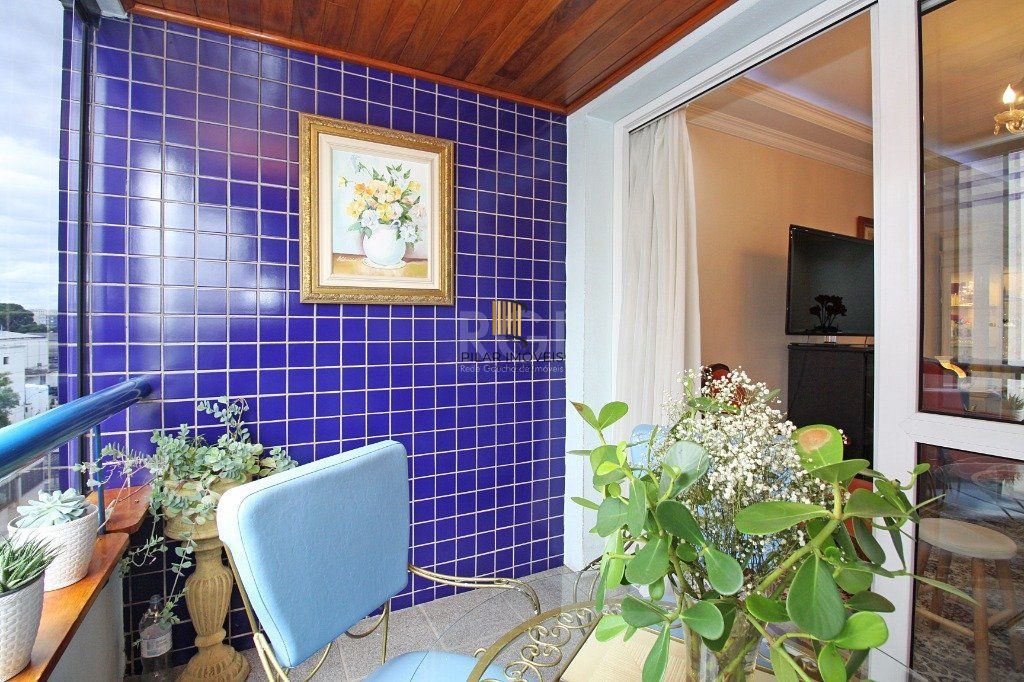 Apartamento para Venda - 72m², 2 dormitórios, 1 vaga - Passo da Areia