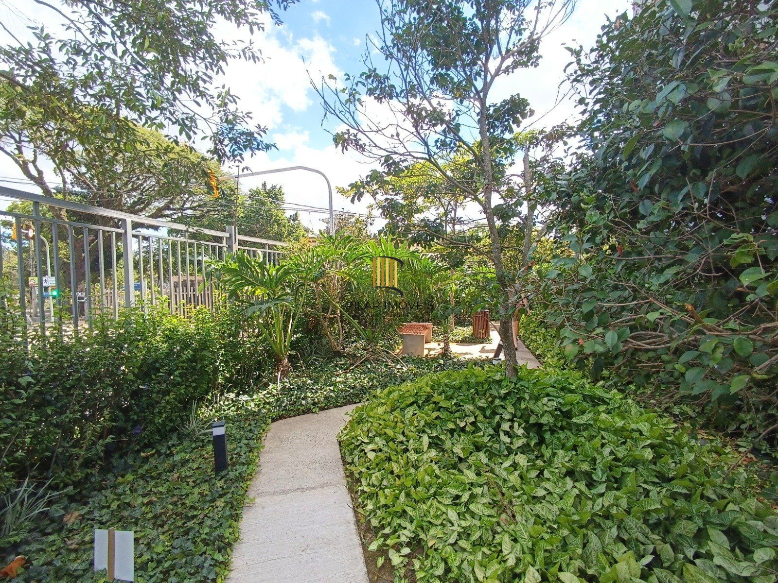 Apartamento com 3 quartos, 1 vaga - Teresópolis