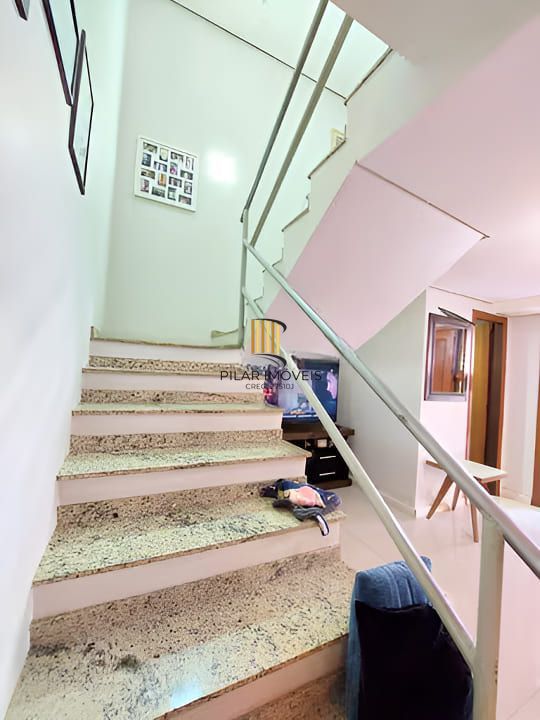 Casa em Condomínio de 3 dormitorios à venda em Hípica, Porto Alegre.