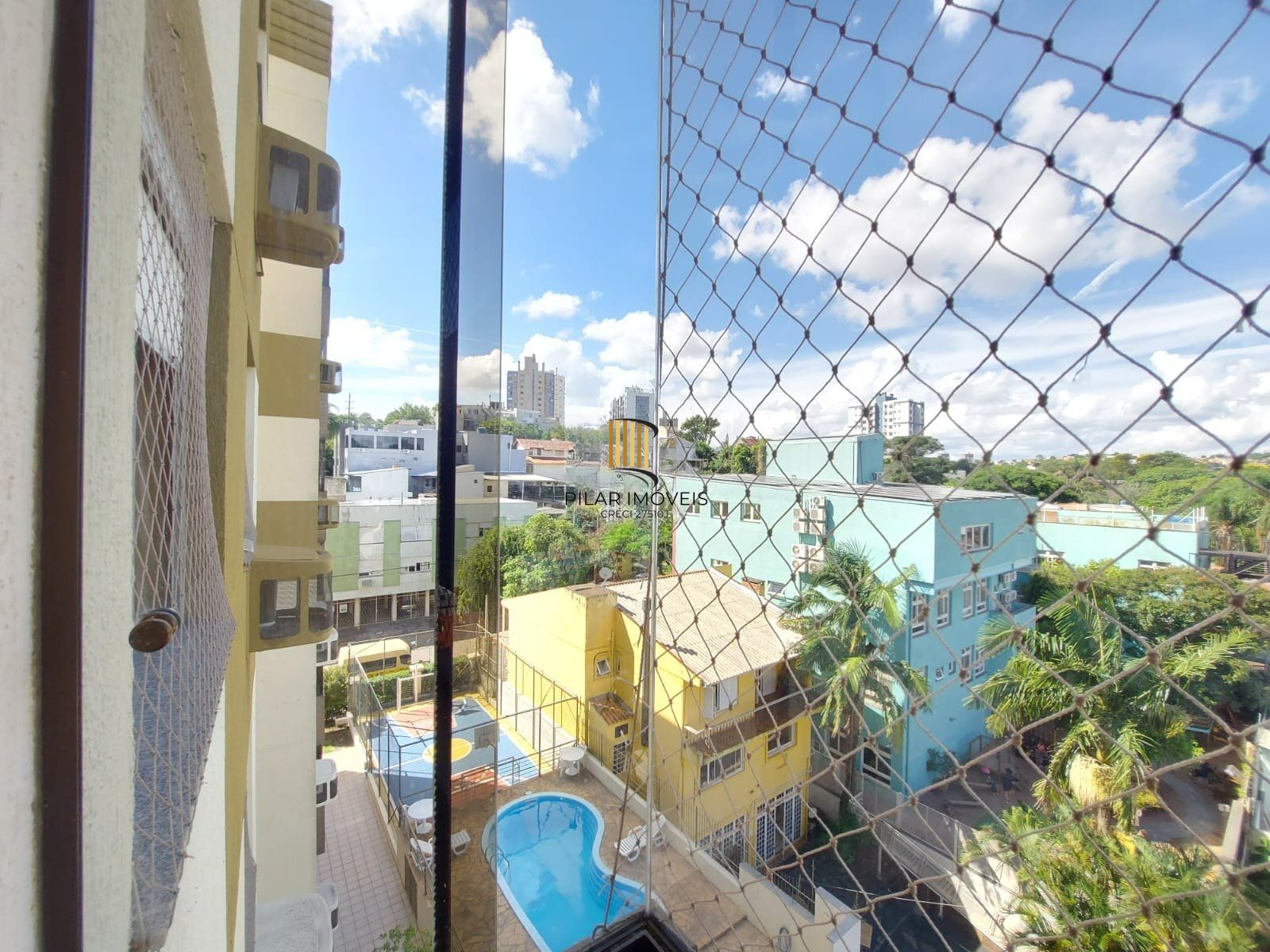 Apartamento de 3 dormitórios á venda no Bairro Jardim Do Salso, Porto Alegre