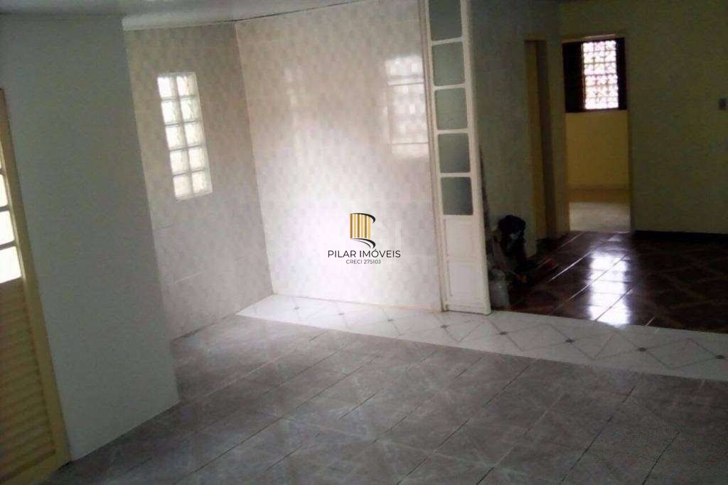 Sobrado 2 dormitórios no bairro Campo Novo
