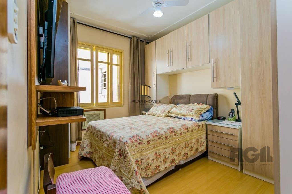 Apartamento 2 dormigtórios à venda Rua Teixeira de Freitas, Santo Antônio - Porto Alegre