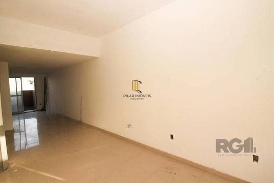Casa 2 dormitórios no bairro Hípica