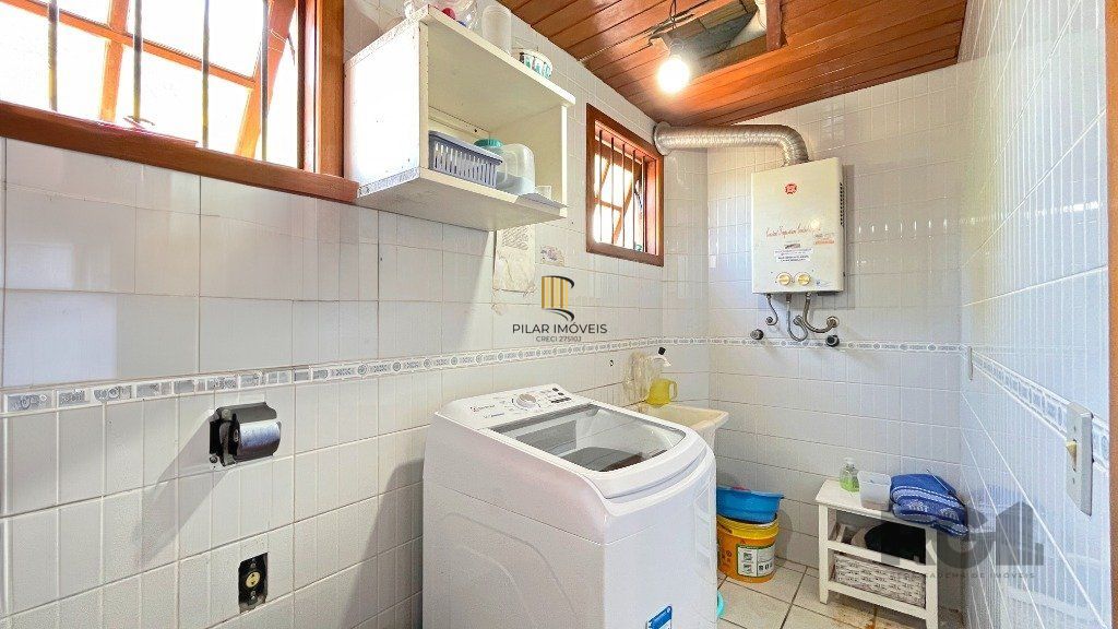 Casa 3 dormitórios no bairro Teresópolis