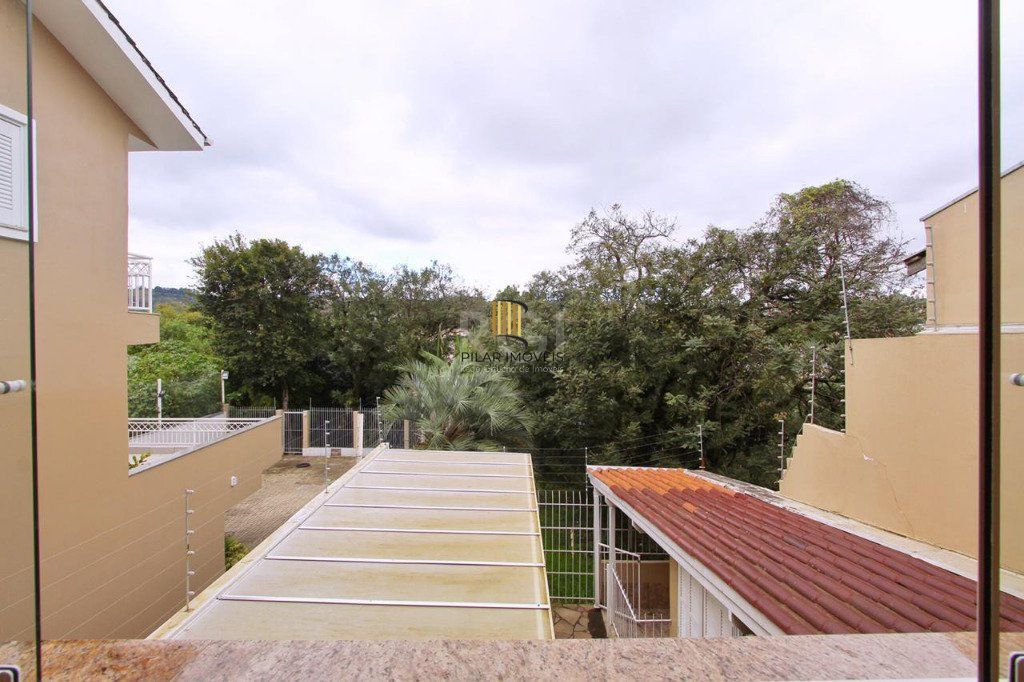 Casa 2 dormitórios no bairro Medianeira