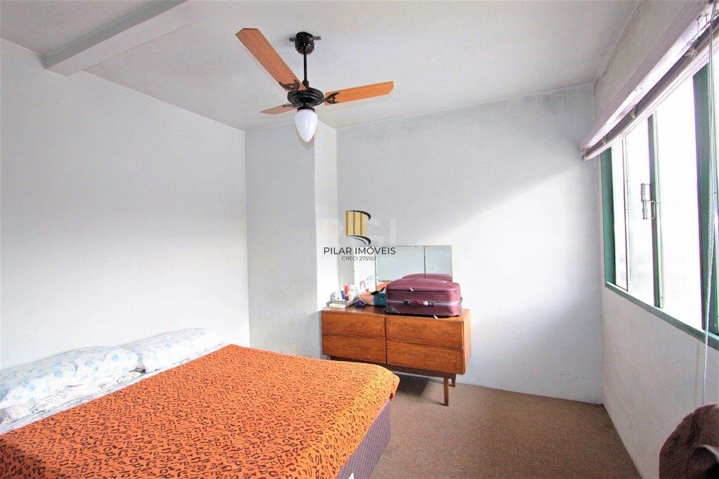 Casa para Venda - 187m², 3 dormitórios, sendo 1 suites, 2 vagas - Jardim São Pedro