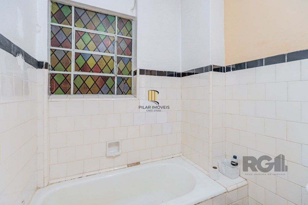 Apartamento de 89m², 2 dormitórios no Centro Histórico. 
