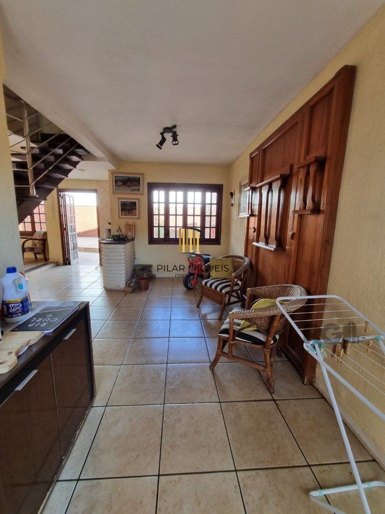 Casa com 5 quartos e espaço gourmet | Próx. à Terceira Perimetral