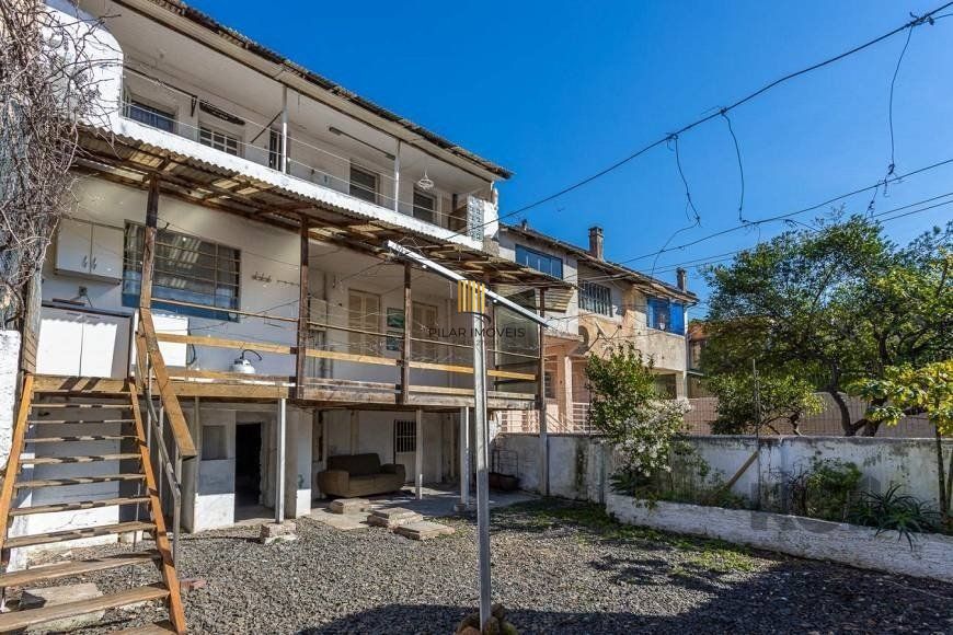 Casa 4 Dormitório(s) Bairro Medianeira