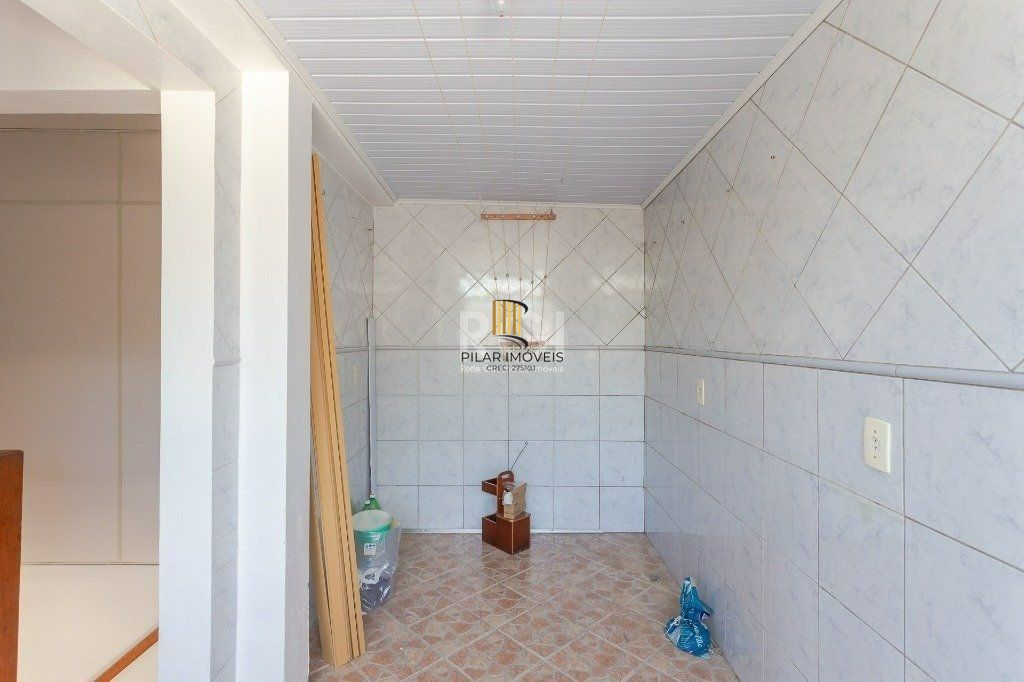 Cobertura para Venda - 118m², 3 dormitórios, 1 vaga - Nonoai