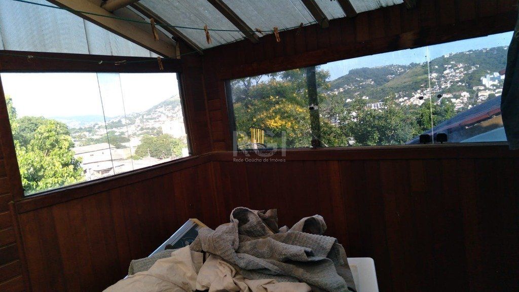 Casa 2 dormitórios no bairro Teresópolis
