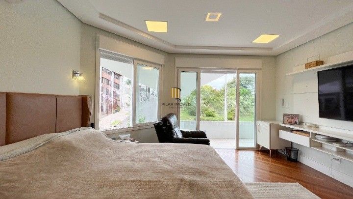 Casa 4 dormitórios no bairro Jardim Itu