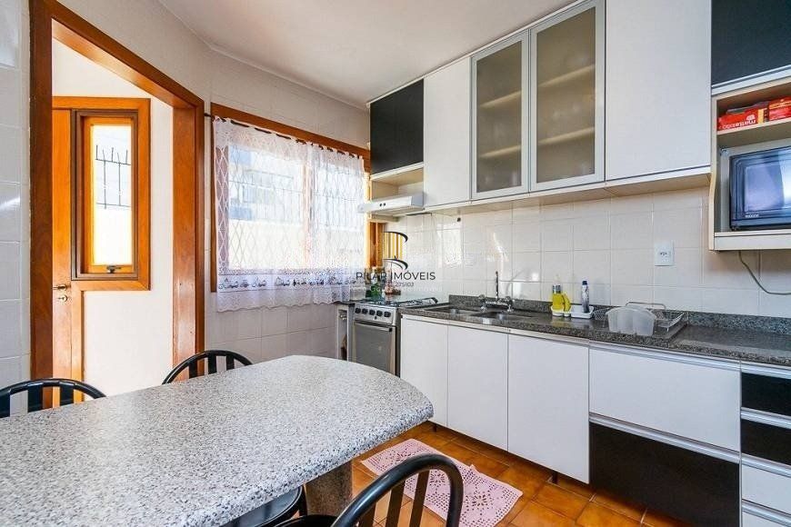 Casa Em Condomínio 224m², Bairro Tristeza