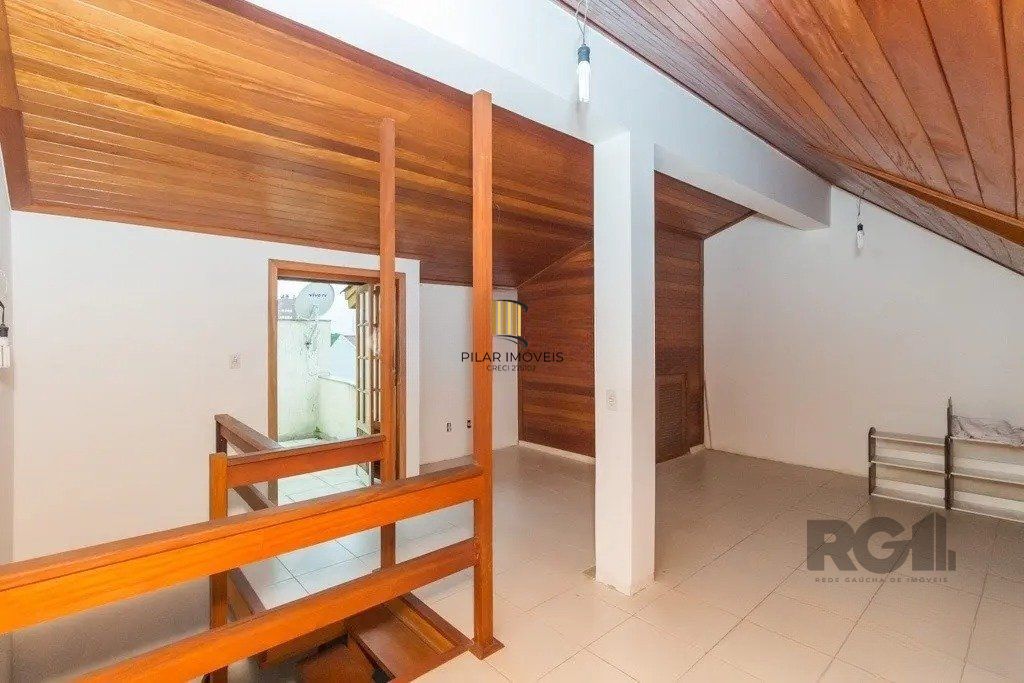 Casa com 3 dormitórios no bairro Jardim Itu