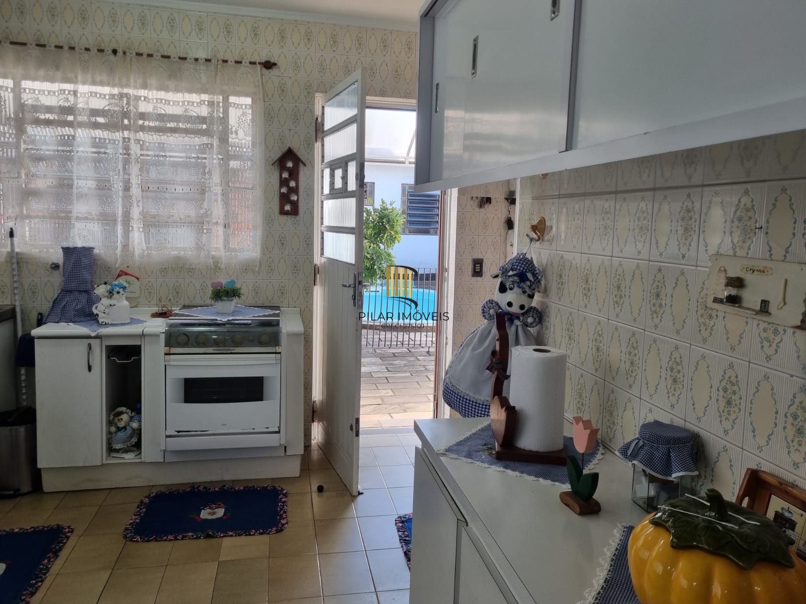Casa 3 dormitórios no bairro Nonoai