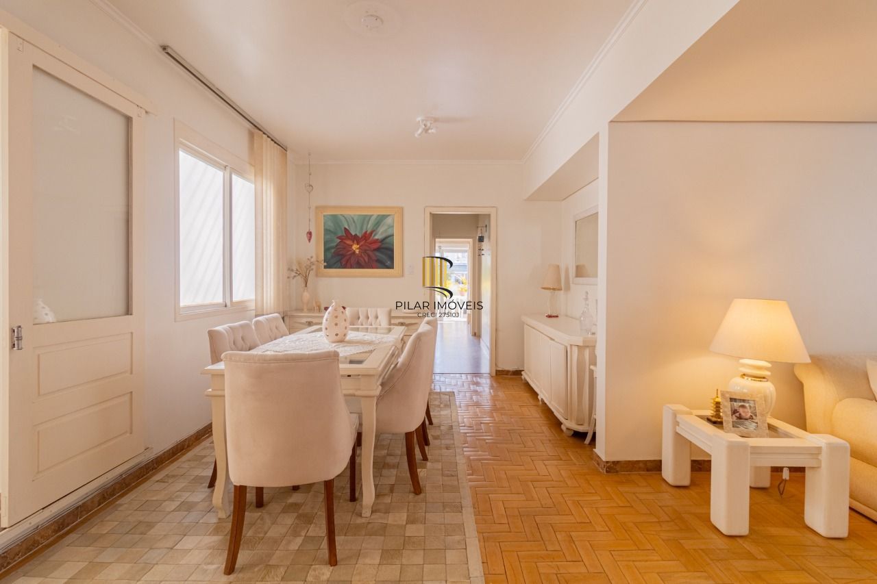 Cobertura à venda com 4 quartos 180 m²  rua Ramiro Barcelos no Bom Fim Porto Alegre