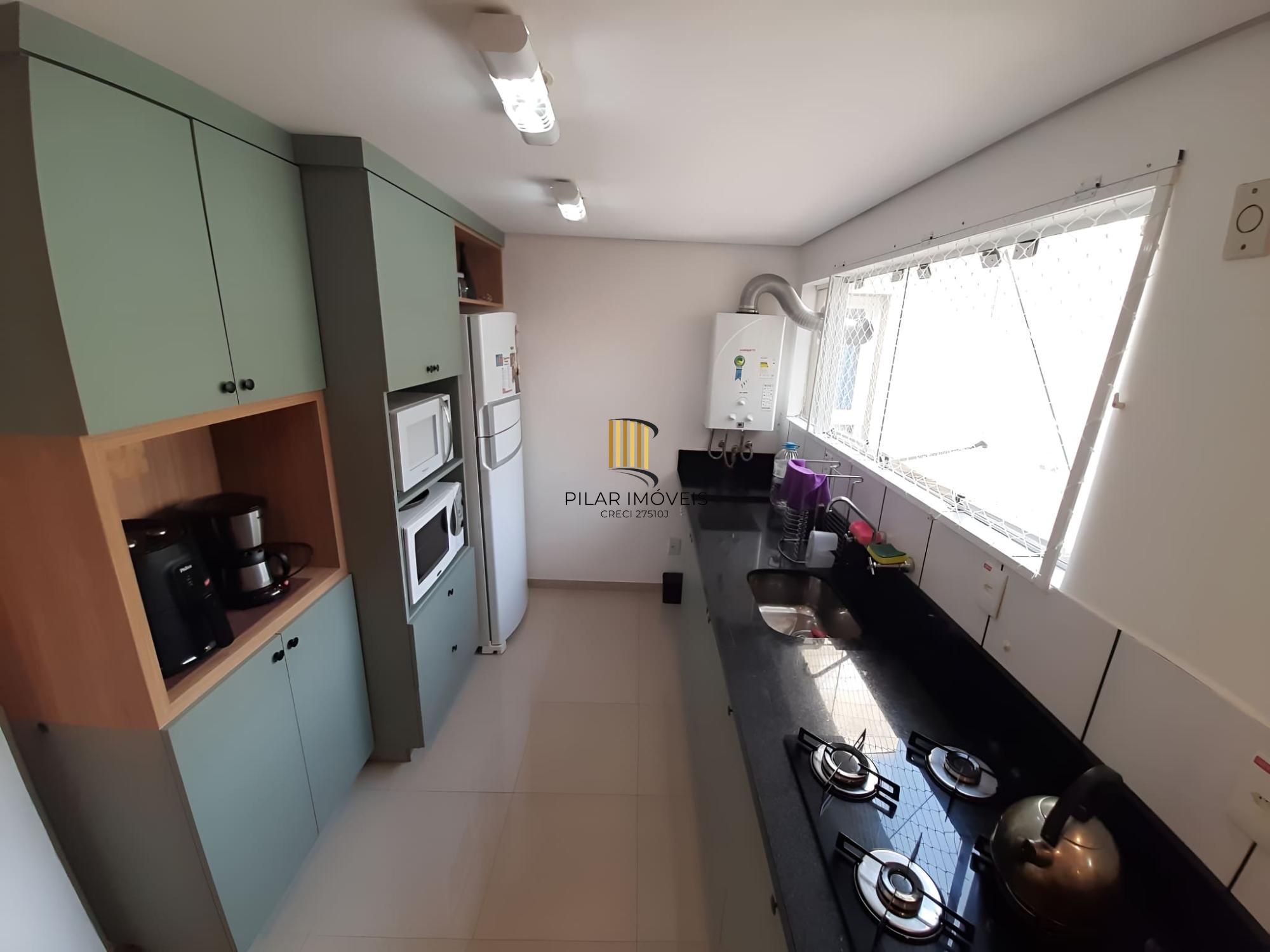 Cobertura de 104m² com  2 dormitórios no Bairro Nonoai - Porto Alegre