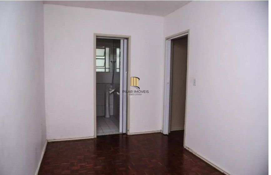 Apartamento de 1 dormitório, com 40 m², no bairro Teresópolis.