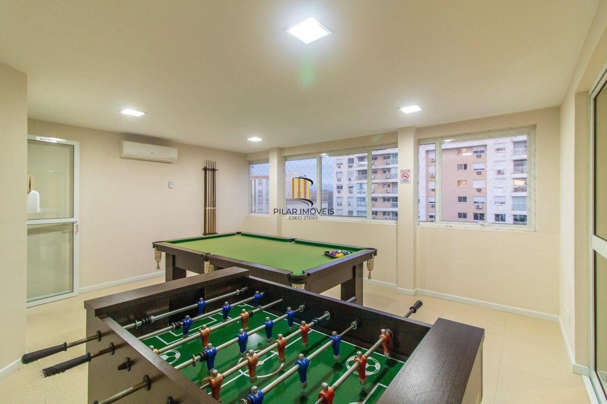 Apartamento com 3 quartos e 79m² à venda em Passo da Areia - Rua Bezerra De Menezes, Passo Da Areia, Porto Alegre