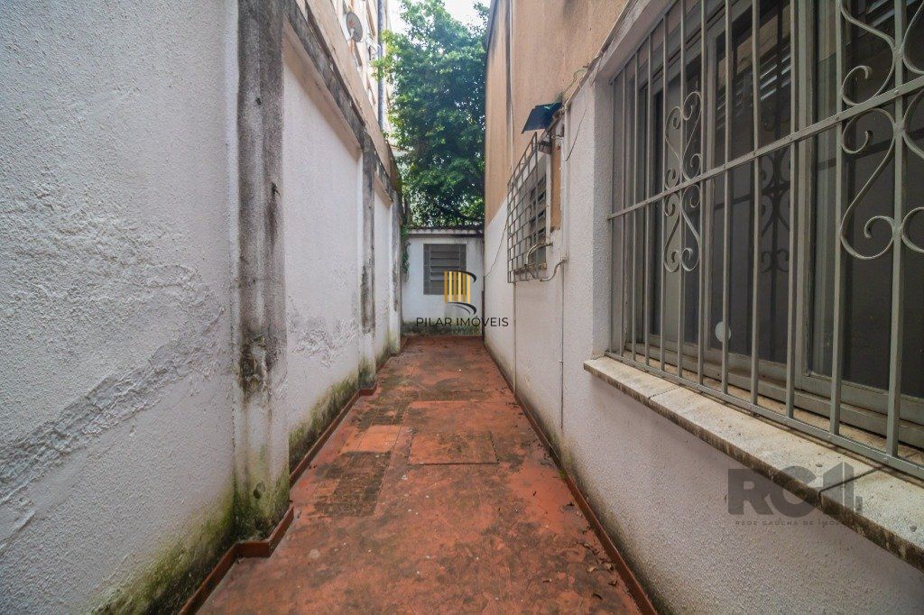 Casa 5 dormitórios no bairro Farroupilha