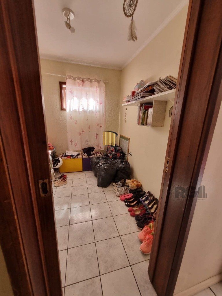 Casa com 5 quartos e espaço gourmet | Próx. à Terceira Perimetral