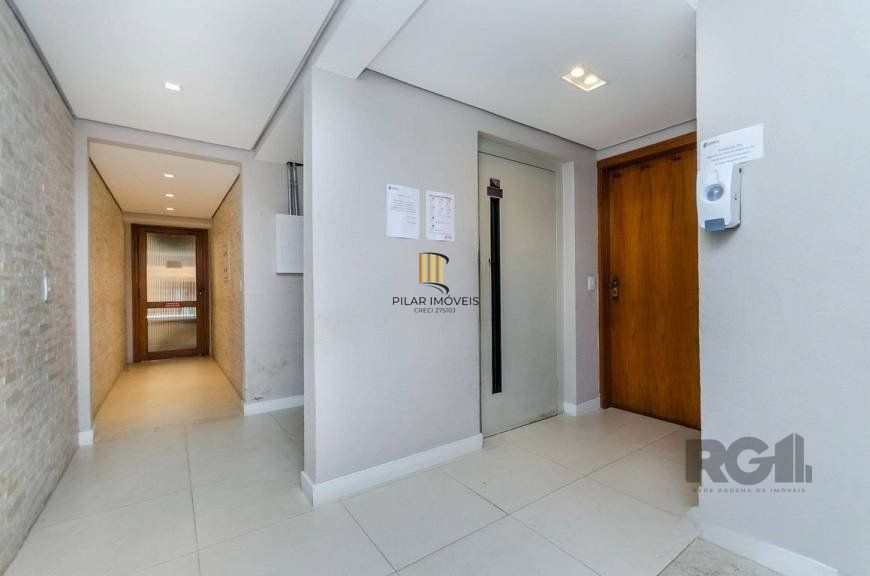 Apartamento 67m² - 2 dormitórios, 1 vaga no bairro Cidade Baixa