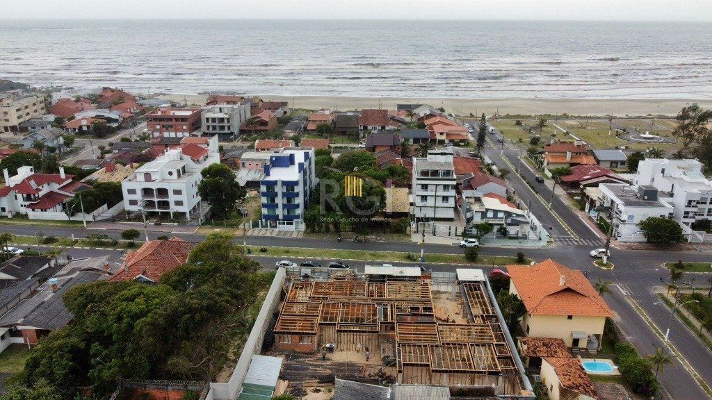 Apartamento 2 dormitórios no bairro Praia da Cal