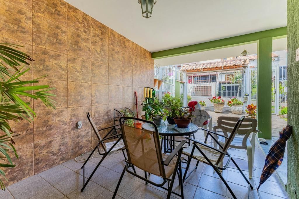 Casa 3 dormitórios no bairro Bela Vista