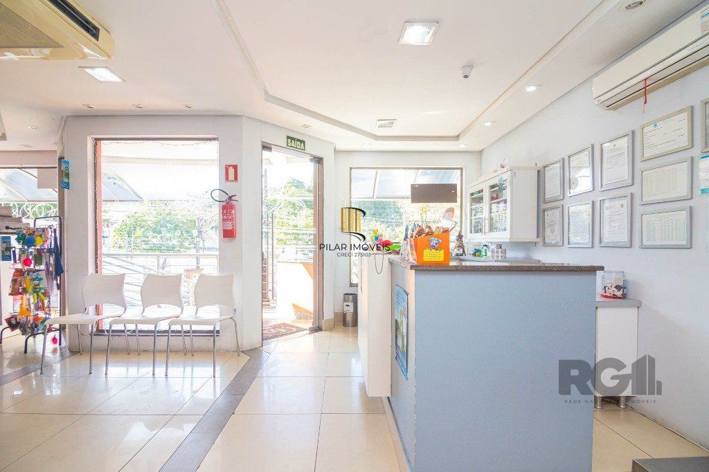 Prédio Comercial no bairro Cavalhada
