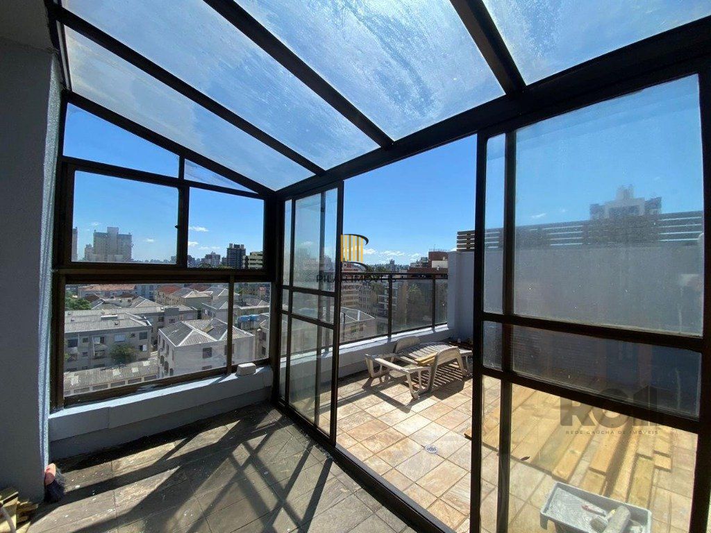 Cobertura Duplex para Venda - 269,97², 3 dorm, 1 suite, 2 vagas - Menino Deus