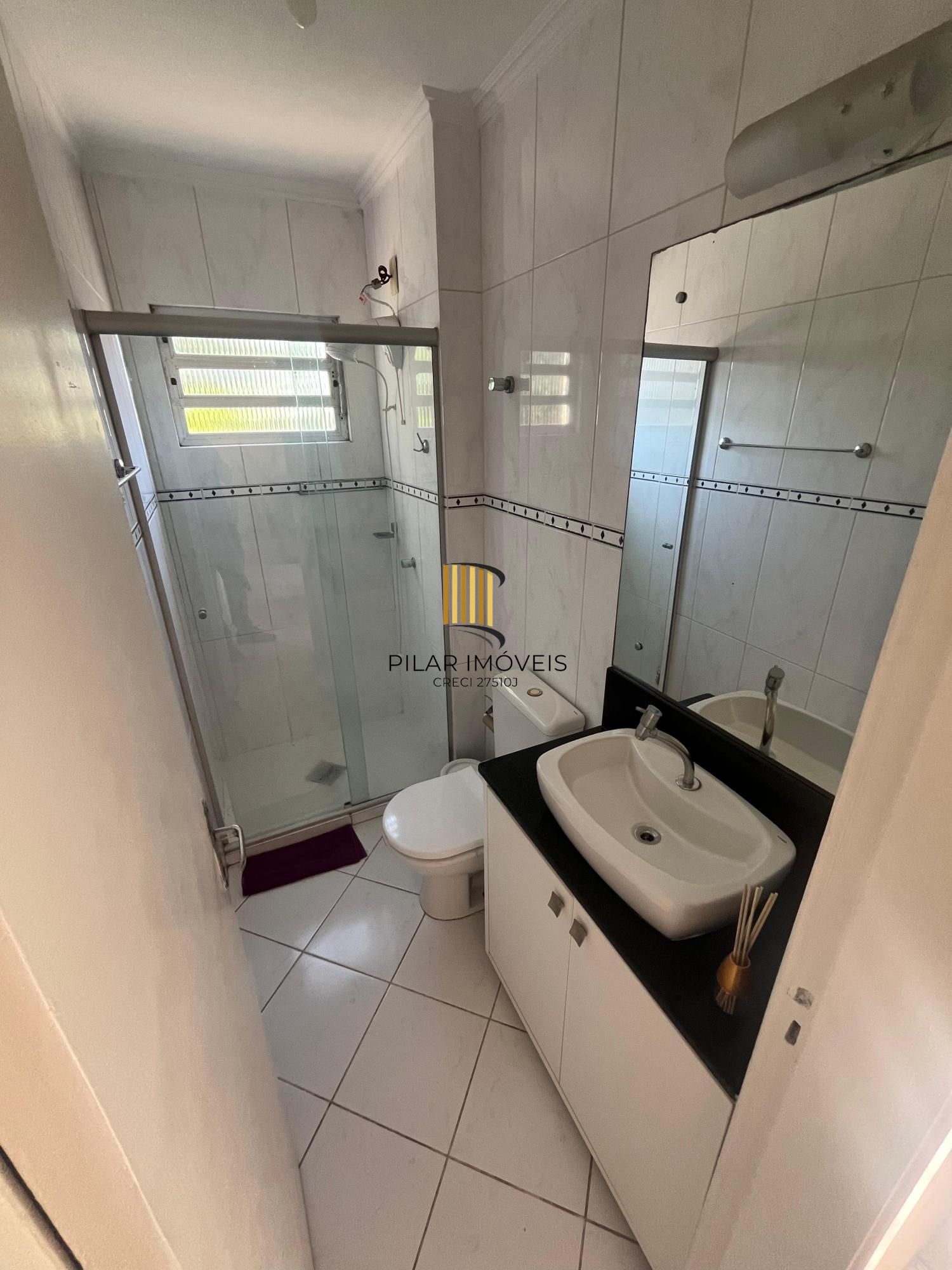 Apartamento 1 dormitório MOBILIADO, com 1 vaga coberta – Aceita compra assistida