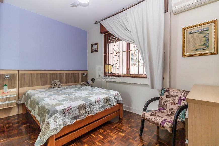 Apartamento 100m² no bairro Farroupilha - semi mobiliado, 3 dormitórios, 1 suíte e 1 vaga