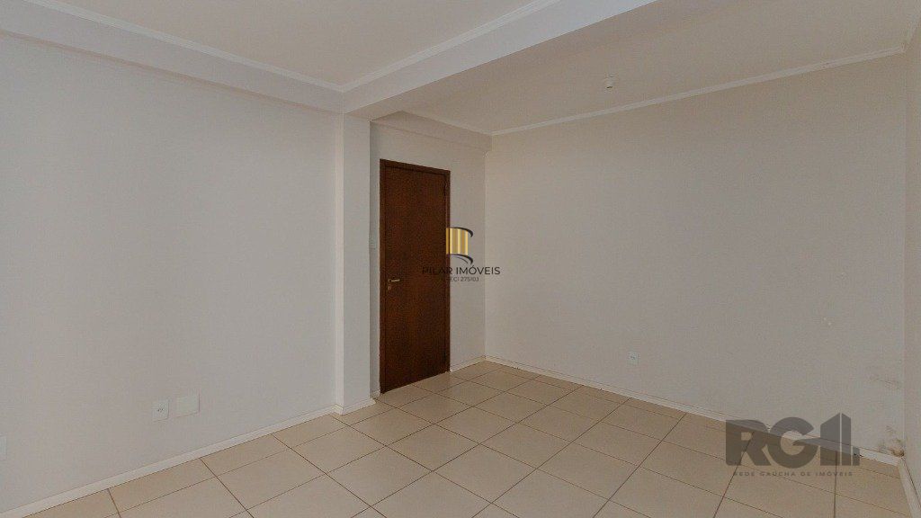 Casa com 4 dormitórios, 4 vagas no bairro Vila Jardim