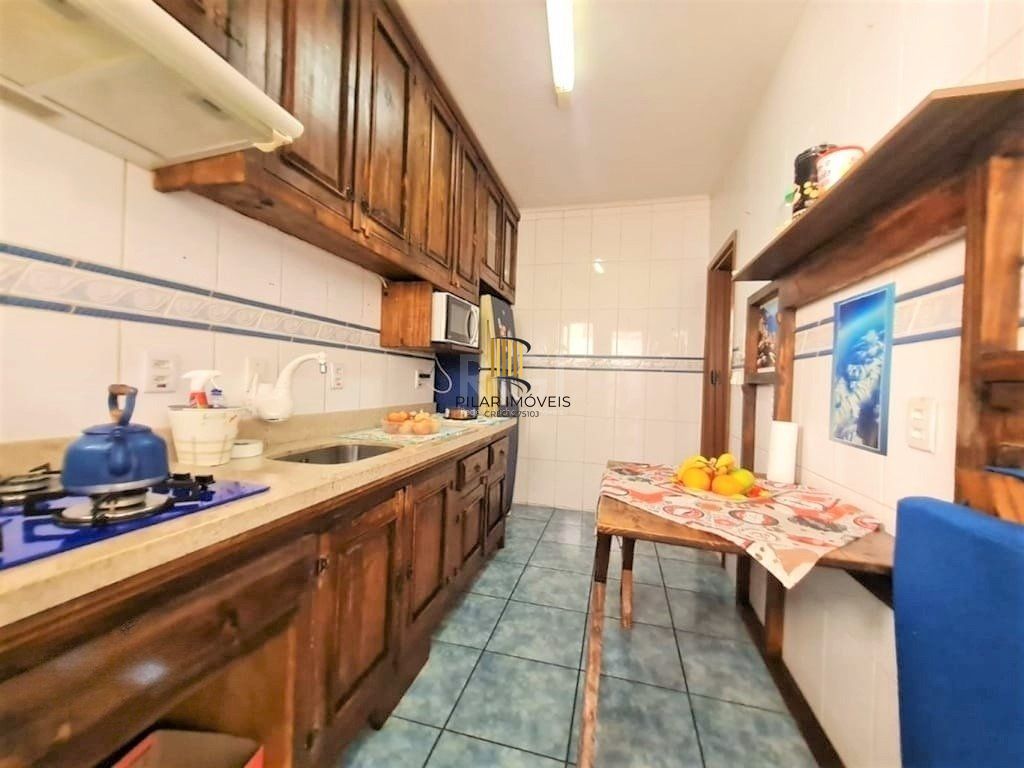 Apartamento de 3 dormitórios, Bairro Menino Deus