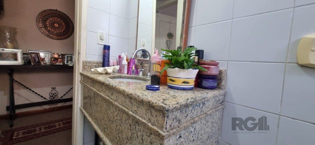 Apartamento 2 dormitórios no bairro Glória