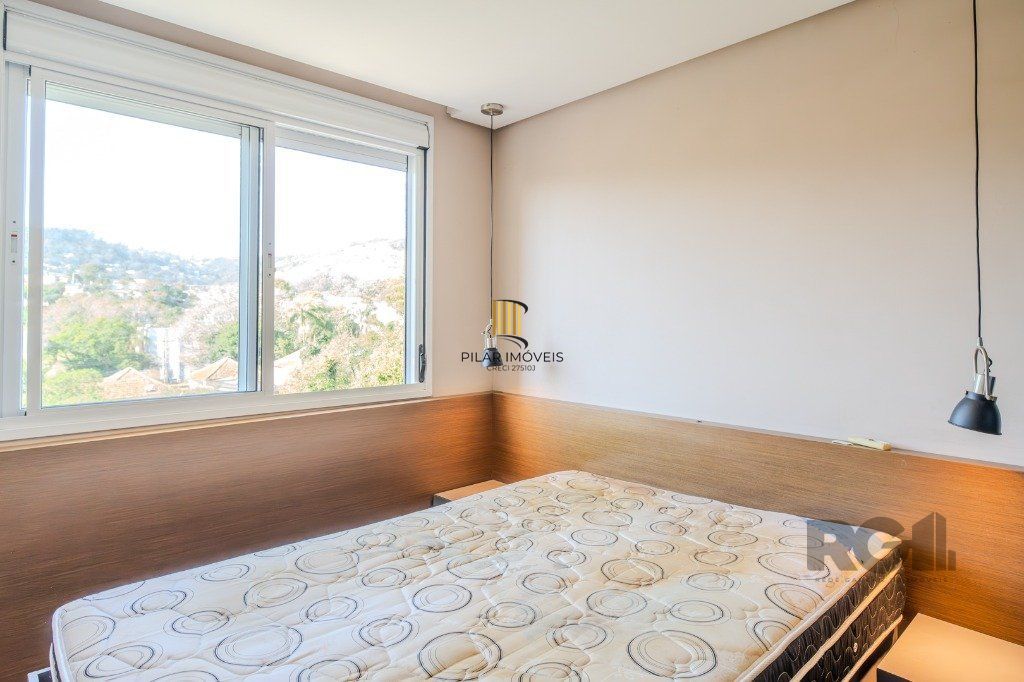 Apartamento de 2 dormitórios com 1 vaga no bairro Teresópolis