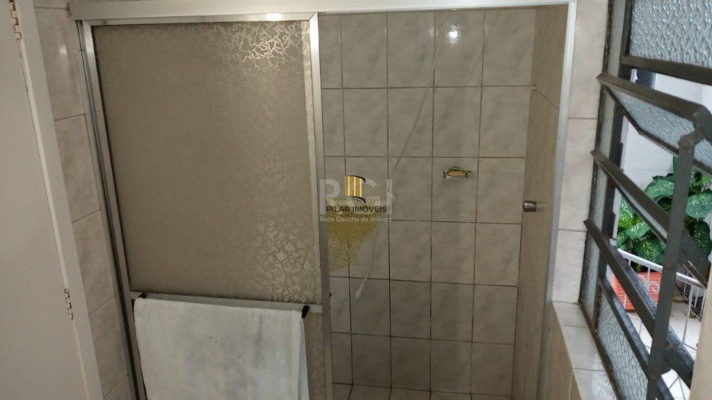 Casa para Venda - 174m², 3 dormitórios, sendo 1 suites, 3 vagas - Jardim Sabará