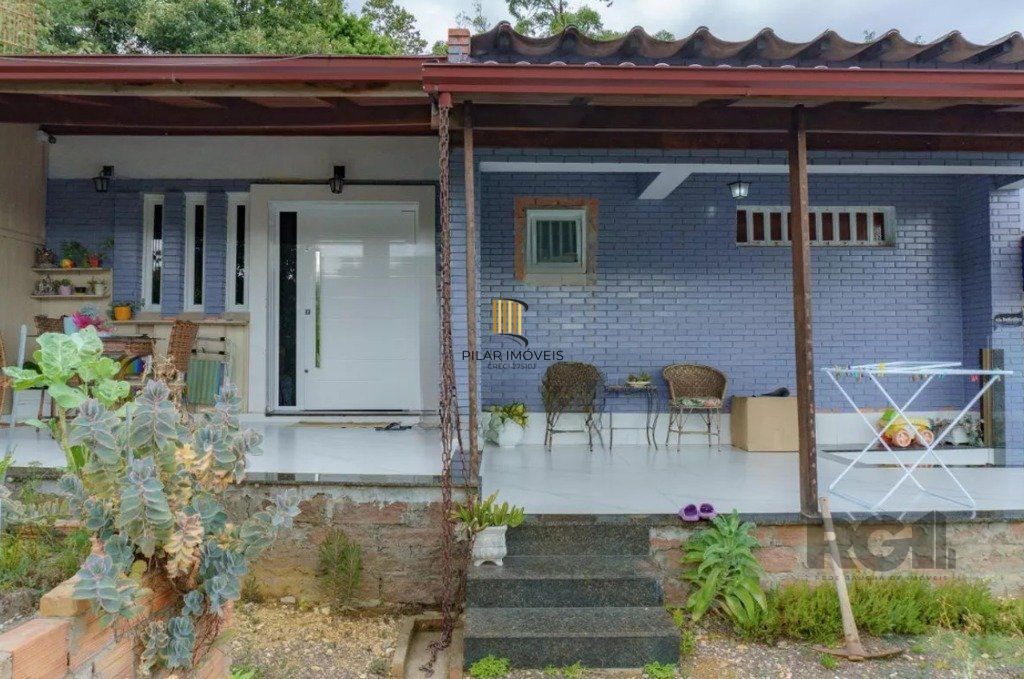 Casa 164m², 3 dormitórios, 3 vagas no bairro Jardim Carvalho