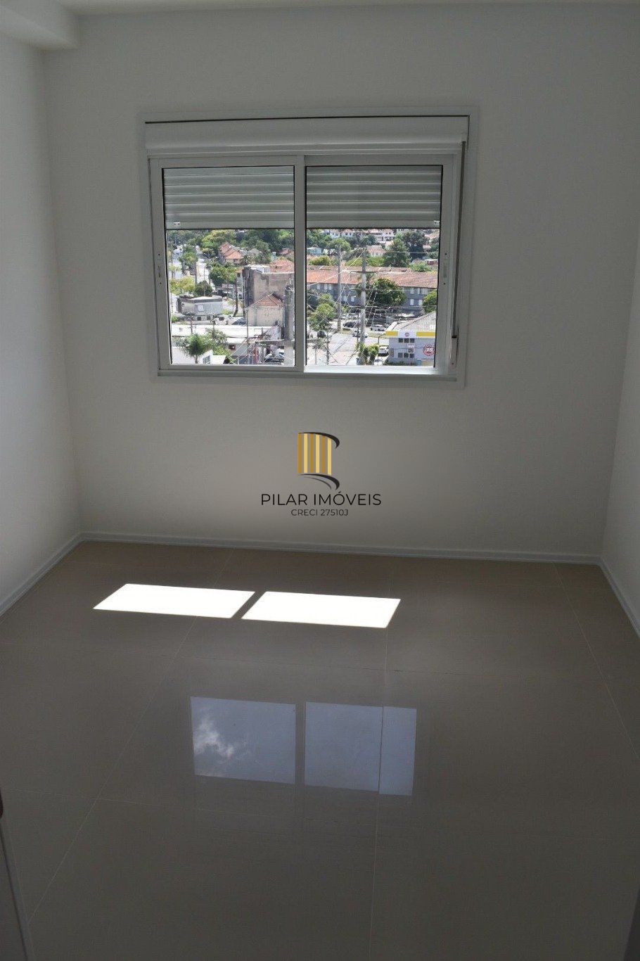 Apartamento com 3 quartos e 79m² à venda em Passo da Areia, Porto Alegre. Rua Bezerra De Menezes, Passo Da Areia, Porto Alegre