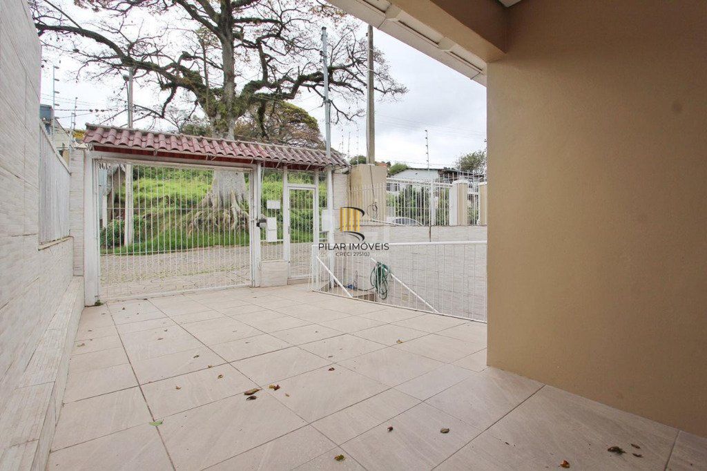 Casa 2 dormitórios no bairro Medianeira