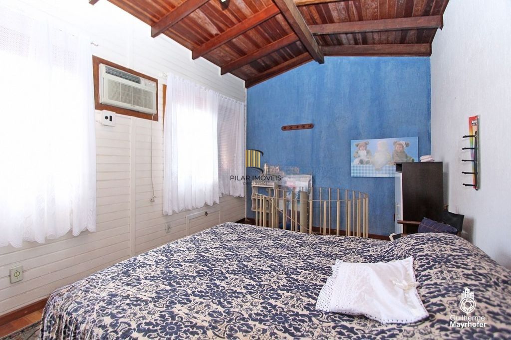 Casa para Venda -  3 dormitórios, sendo 1 suites, 2 vagas - São Caetano